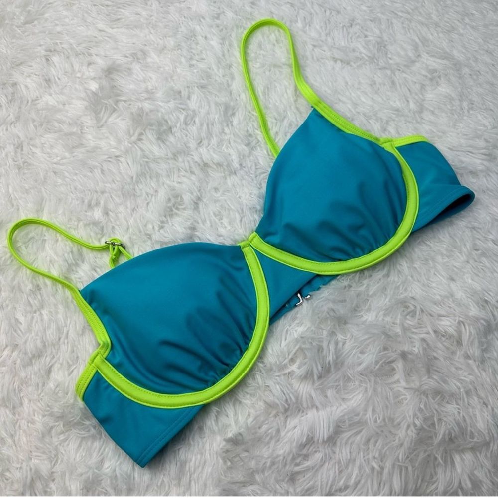 Wild Fable Women's Blue/Neon Green Colorblock Underwire Bikini Top Swimwear